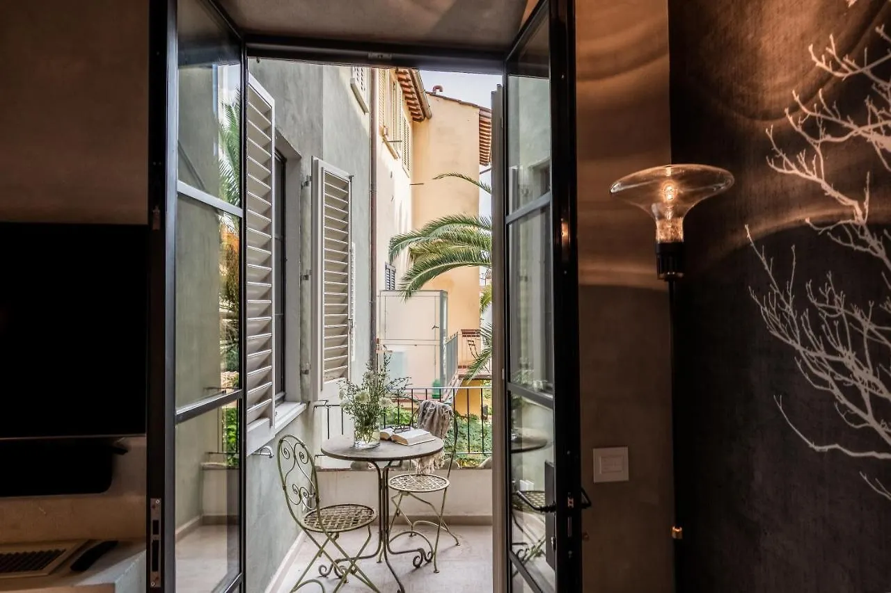 Oltrarno 1881 Apartments Florencia 0*,